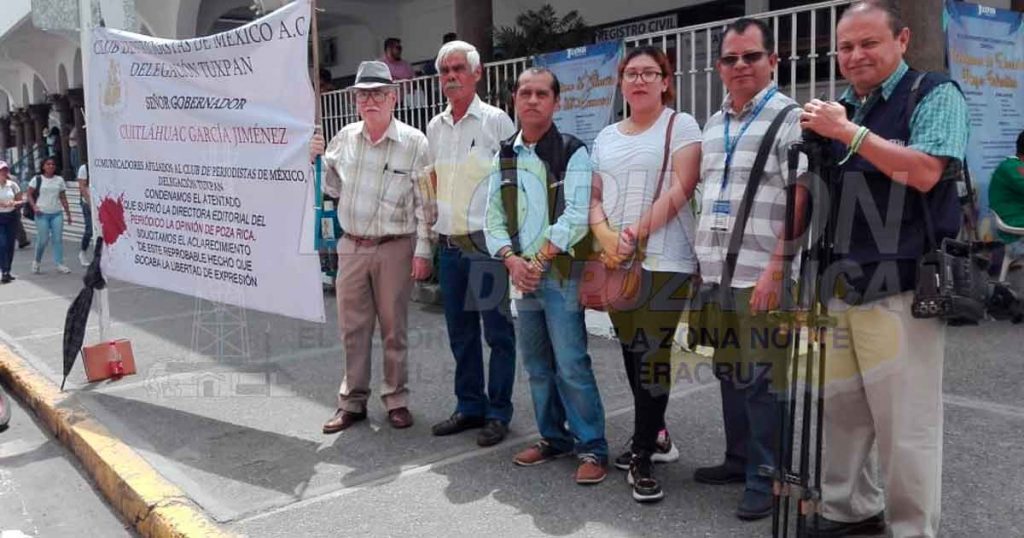 Periodistas se manifiestan en Tuxpan, condenan atentado contra Mireya Ulloa y exigen justicia