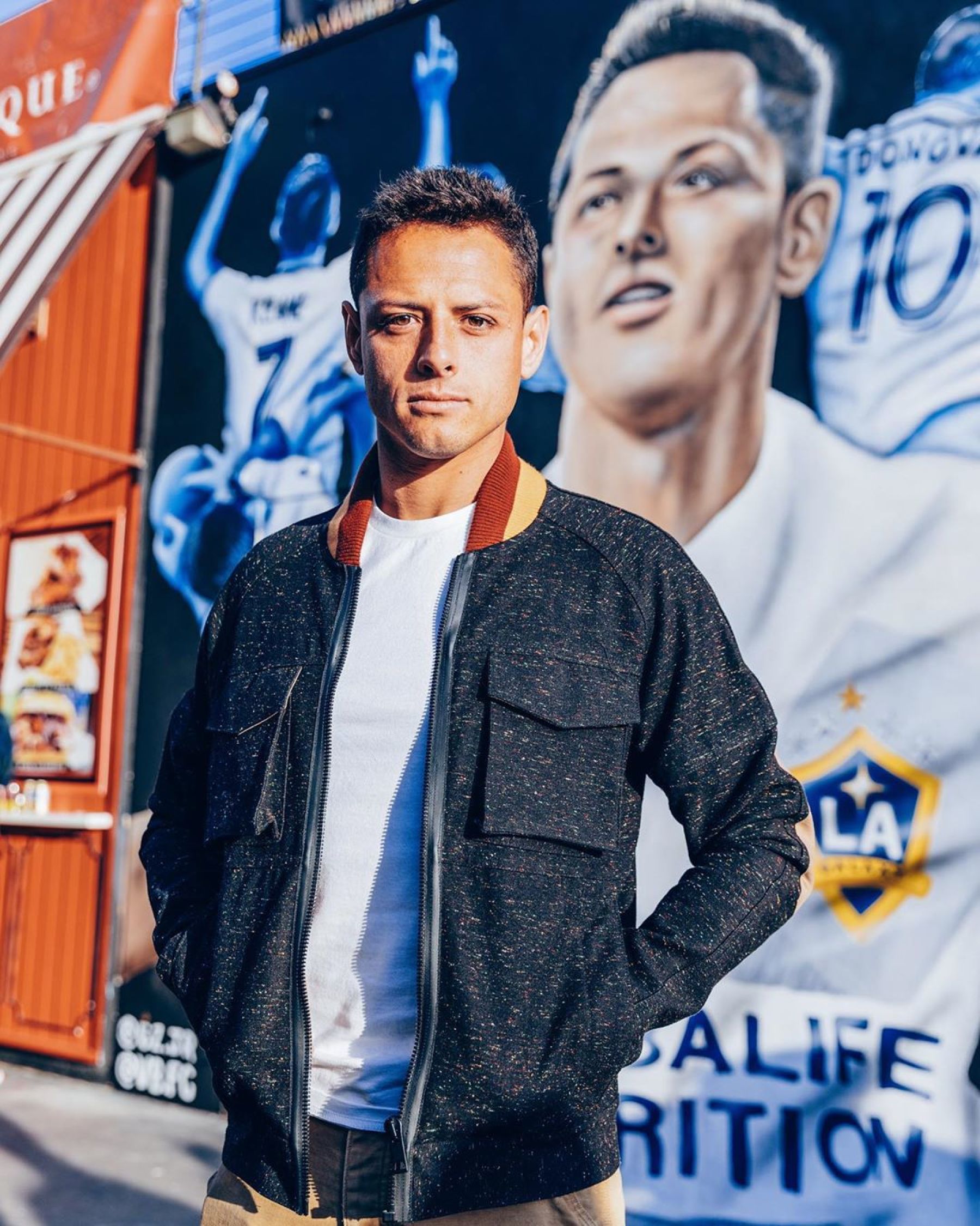 Chicharito Hernández busca asistente y estos son los estrictos requisitos