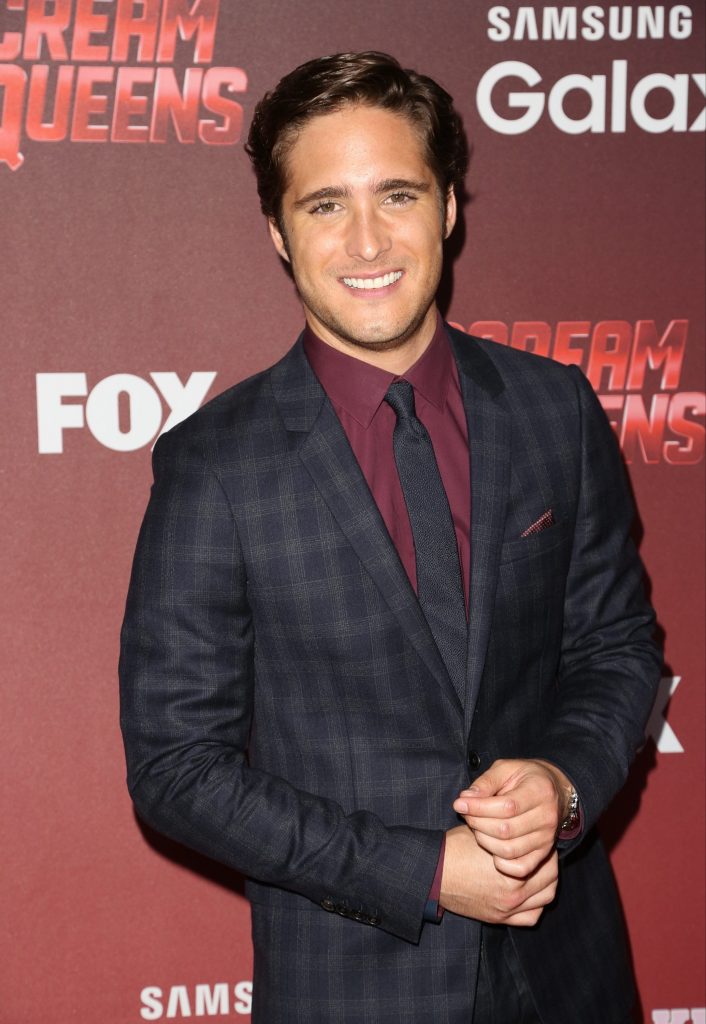 Diego Boneta “brilla como el sol”
