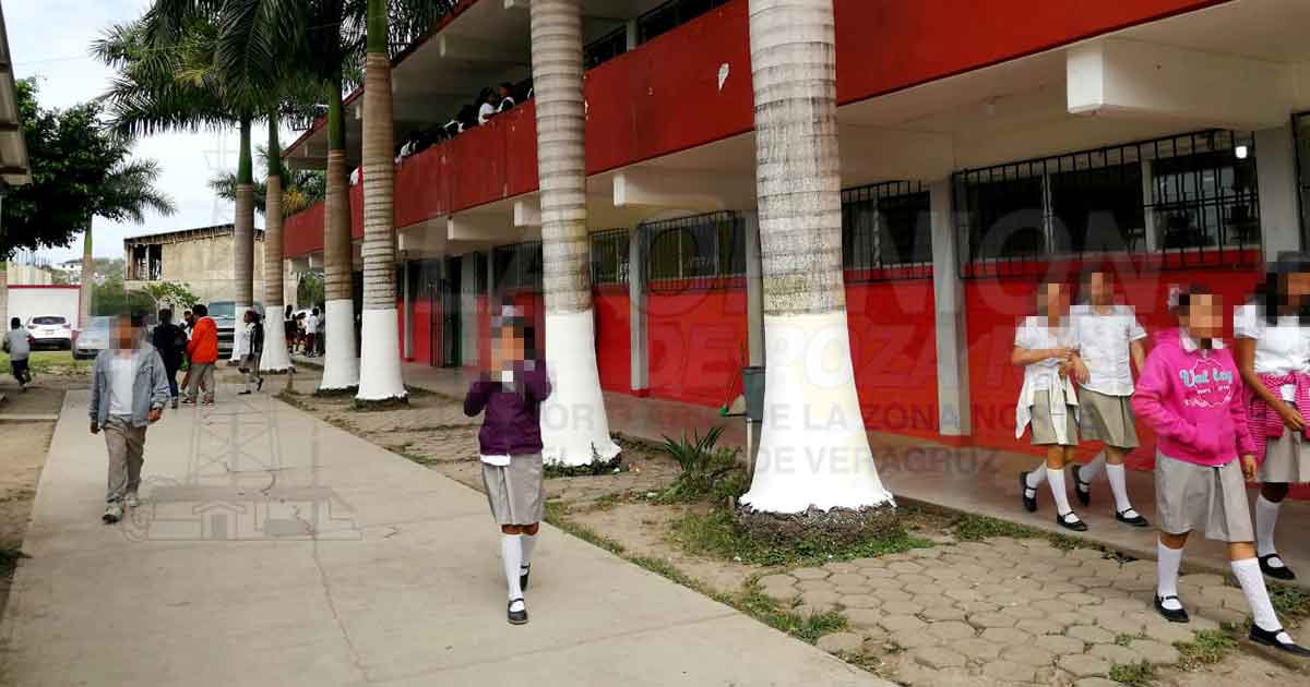 Maestras se ausentarán de las aulas