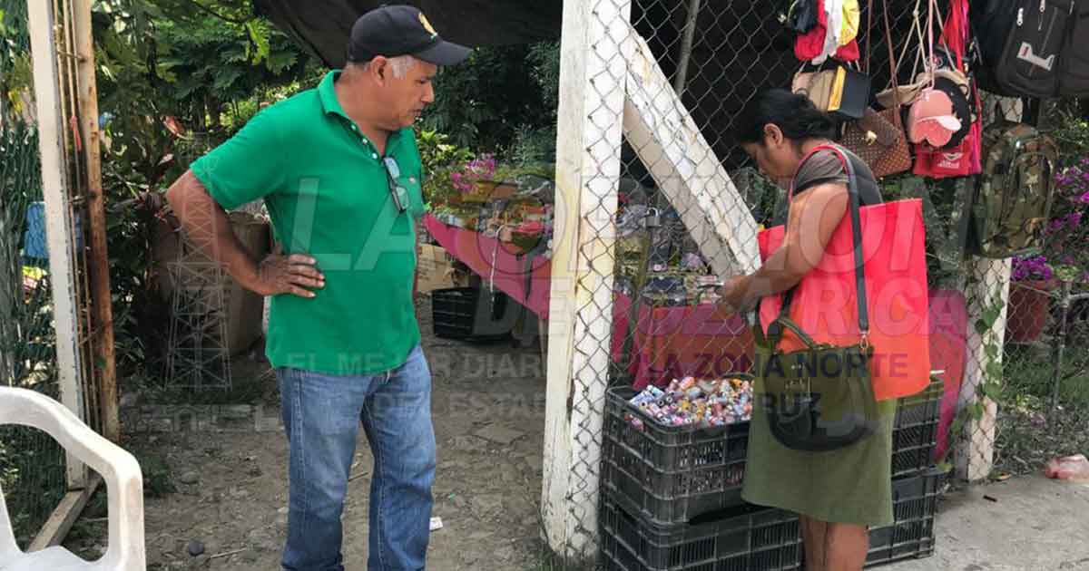 Preocupa a comerciantes en Tihuatlán deudas con proveedores