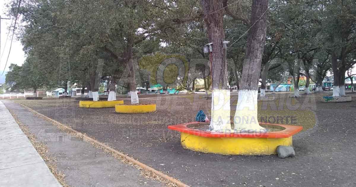 Resguardan áreas en tianguis de Naranjos