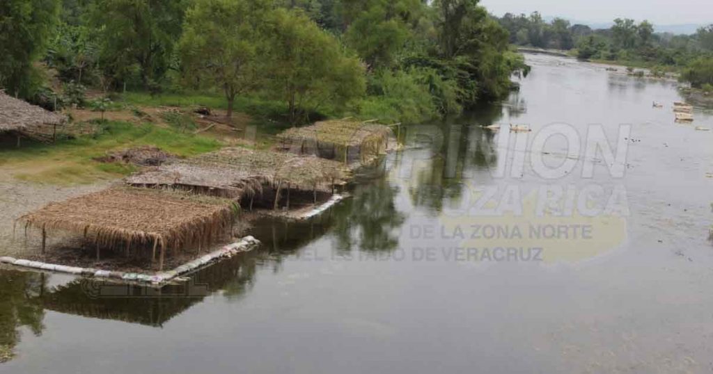 Cierran accesos al río Cazones por Covid-19