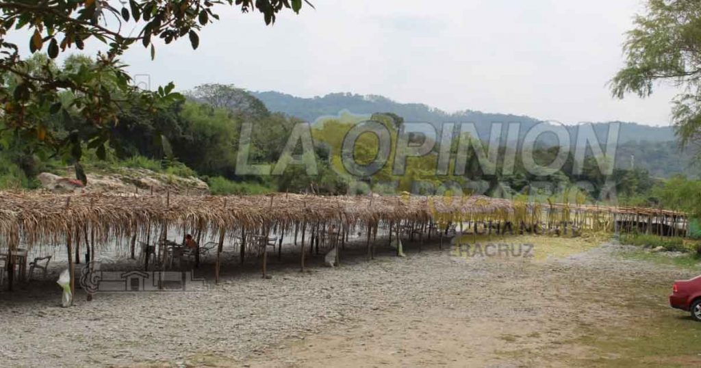 Cierran accesos al río Cazones por Covid-19