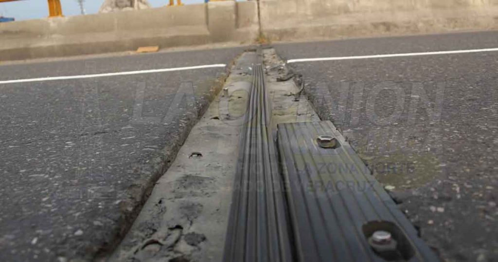 Urge mantenimiento al Distribuidor Vial