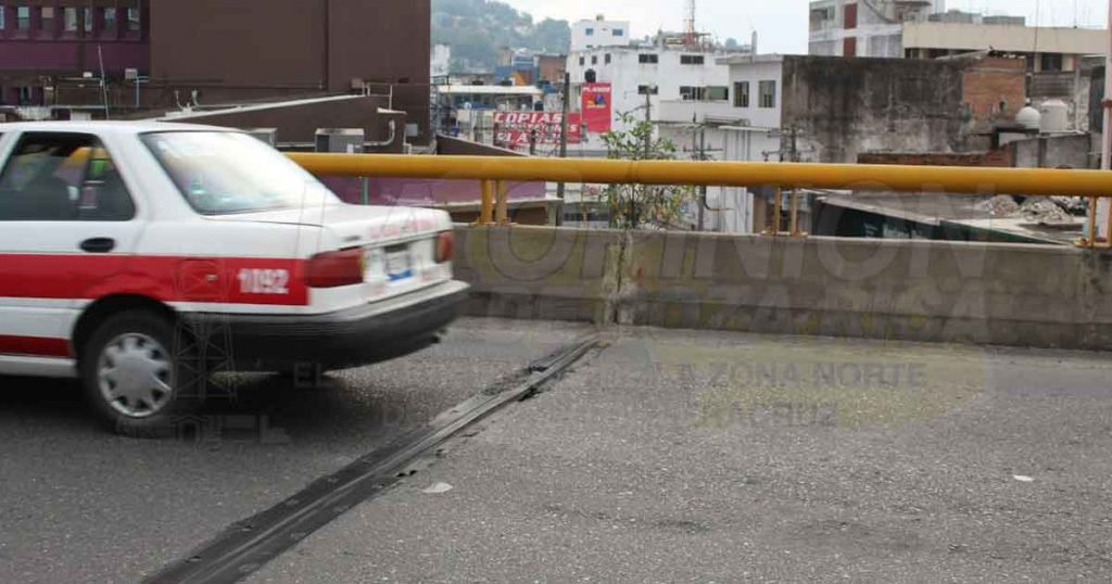 Urge mantenimiento al Distribuidor Vial