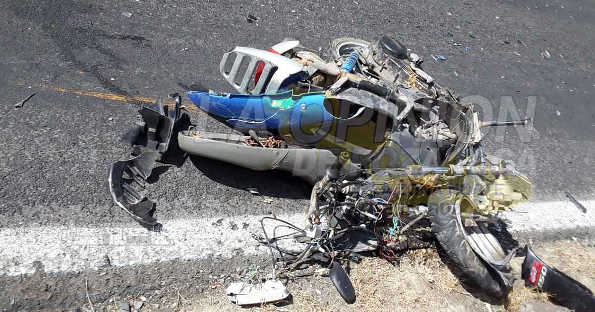 Buscan a familiares de motociclista que falleció por accidente carretero en Metztitlán