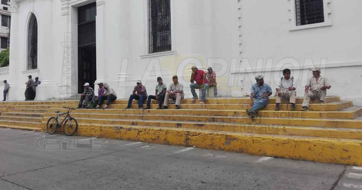 Máximo esfuerzo por preservar empleos, piden a los empresarios