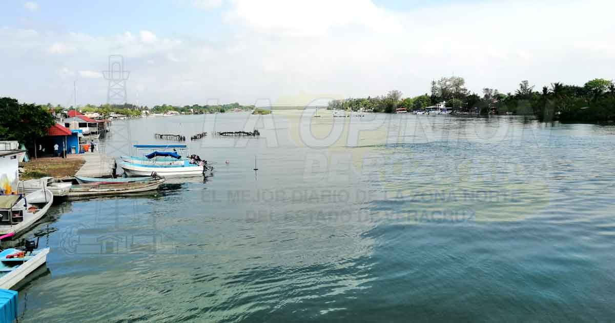 Dragado de laguna pendiente