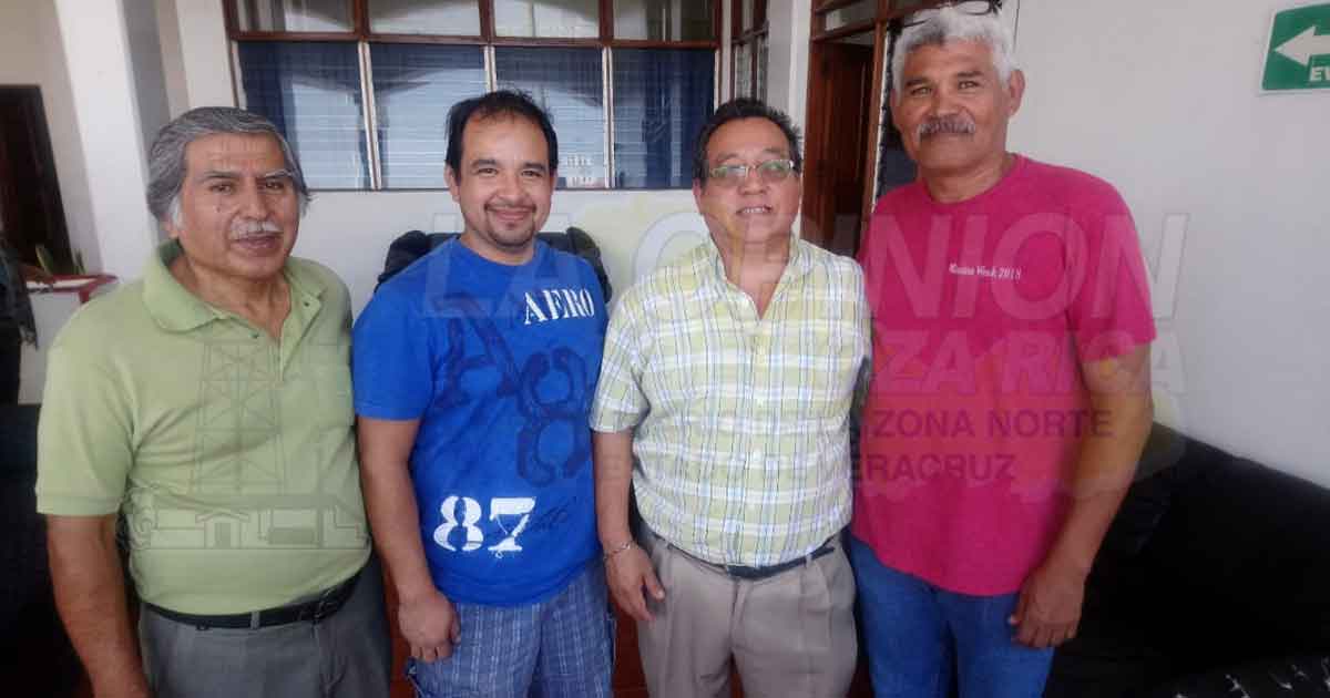 Se divide el tianguis zamoreño