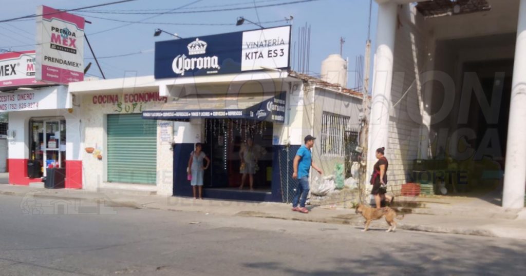 Intentan burlar indicaciones sanitarias en bares de Coatzintla