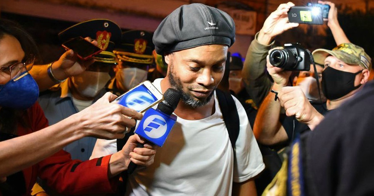 Ronaldinho: "Nunca imaginé vivir una situación así, ha sido un duro golpe"