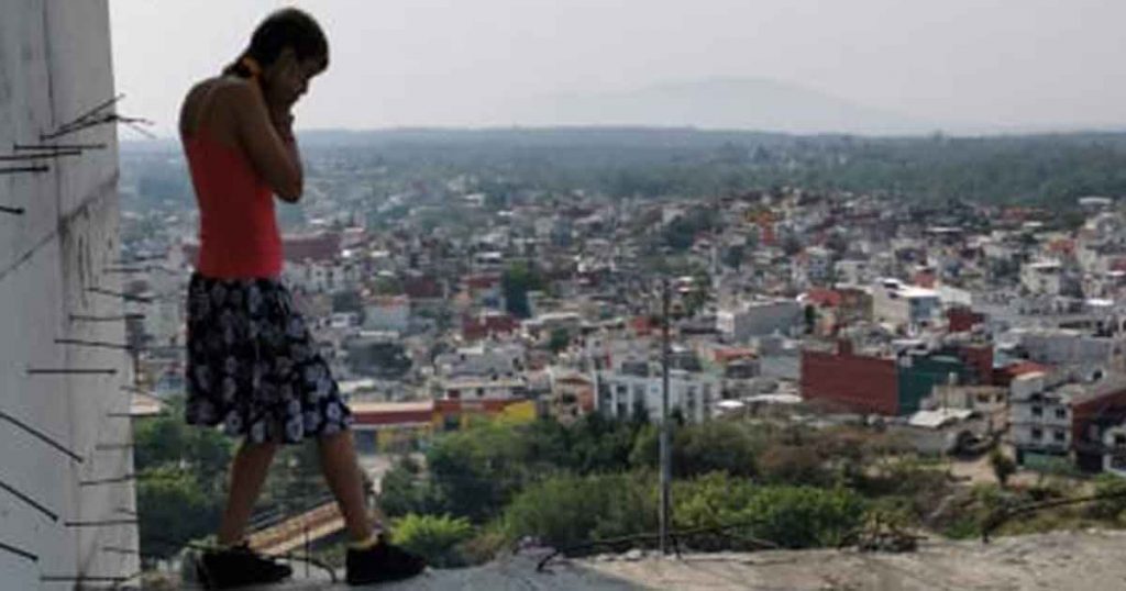 Otra vez, Pablo intenta suicidarse tirándose de un edificio en Arco Sur