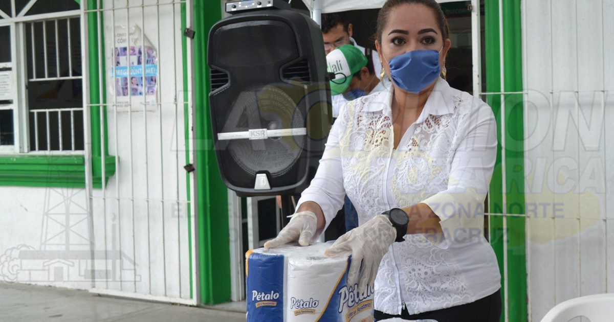 Usa Citlali Medellín contingencia para promover su imagen