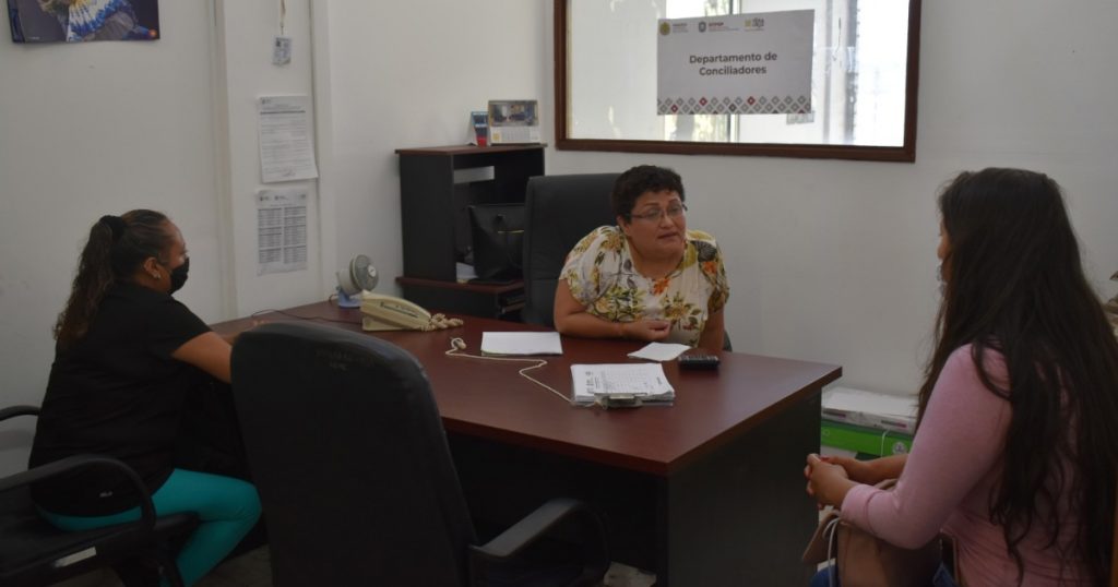 ¿Conflicto laboral?, llama al 228 842 19 00 ext. 3125