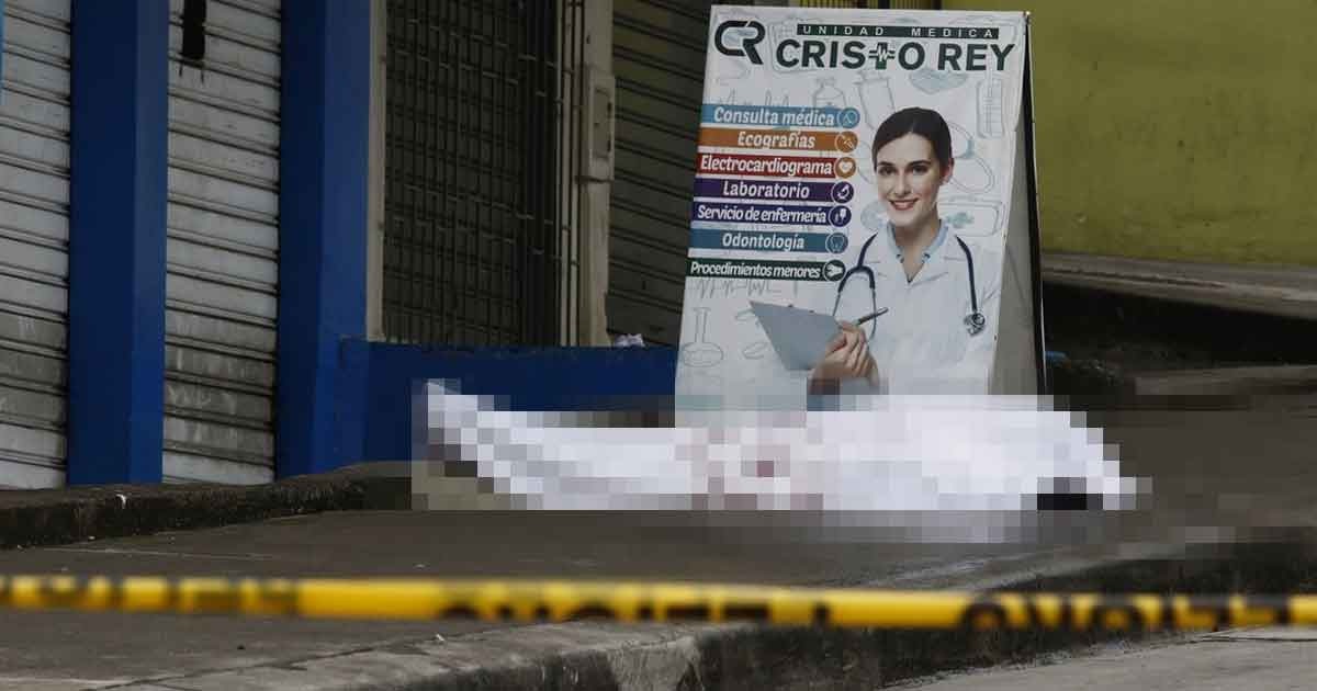 Muertos en las calles: la imagen que resume la crisis del coronavirus en Ecuador