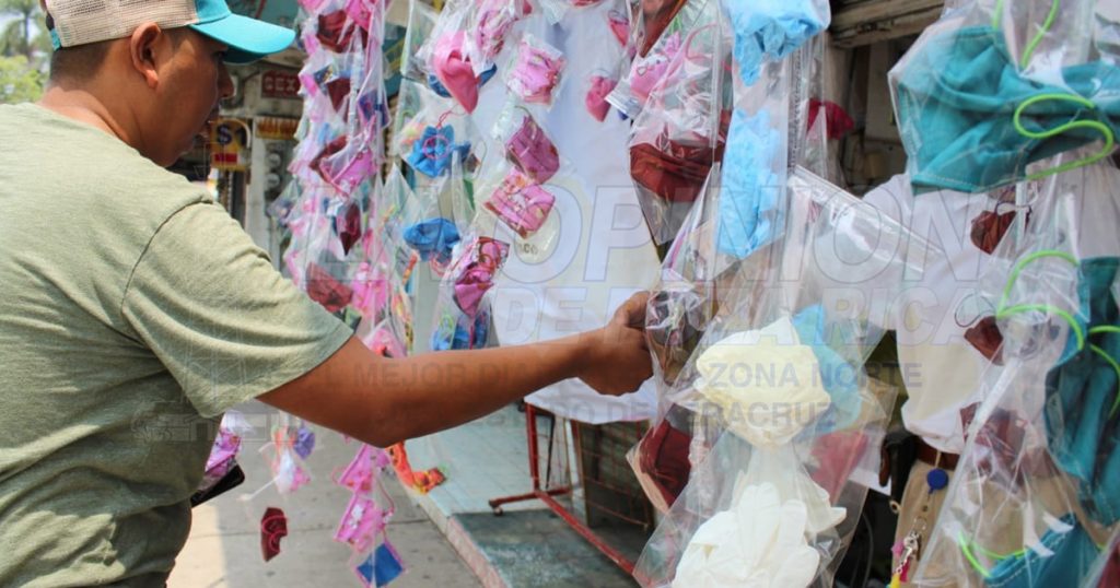 Fabrican cubrebocas