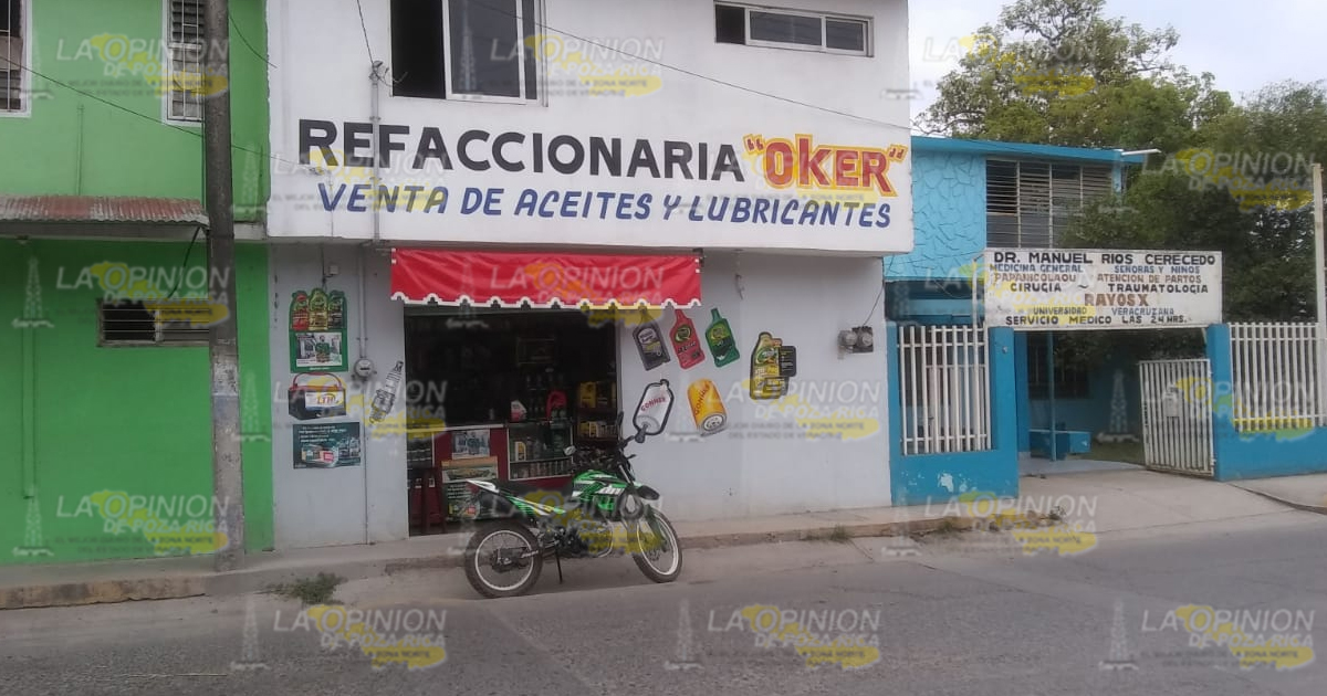 ¡Violento robo a céntrica refaccionaria!
