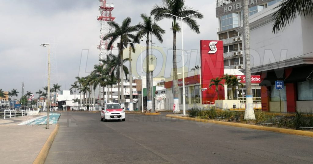 Más tuxpeños acatan el aislamiento