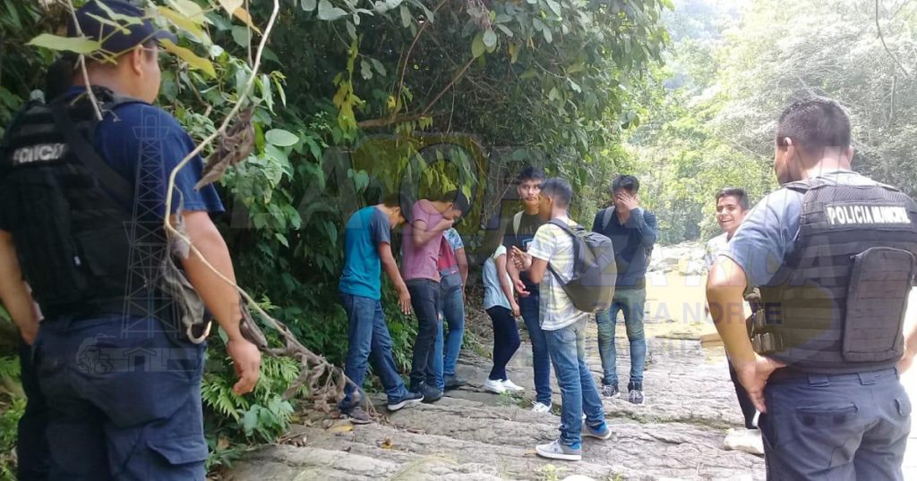 Gente inconsciente, desalojan ríos y arroyos en Coyutla