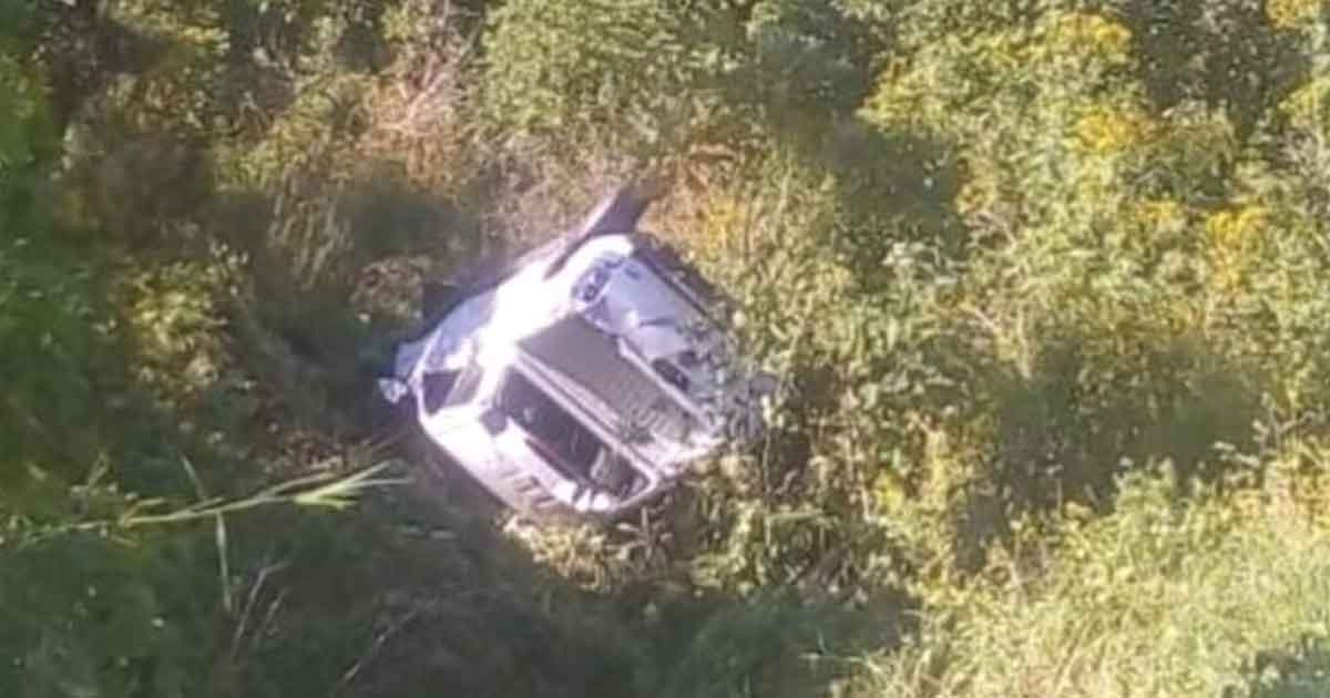 ¡5 lesionados en volcadura!
