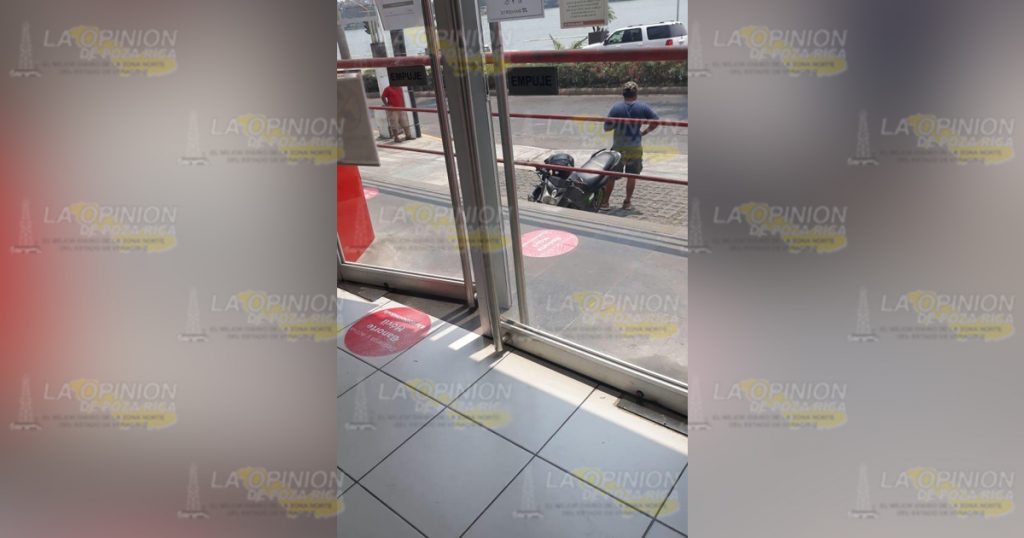 Marina despliega operativos en Tuxpan, rondan presuntos asaltantes en bancos