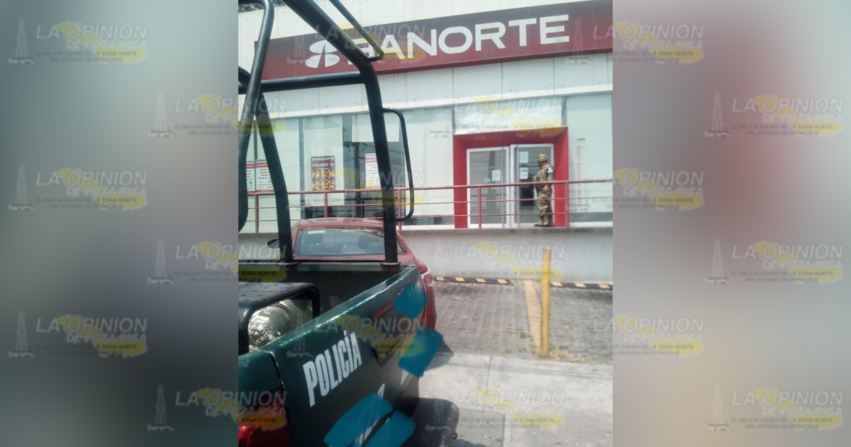 Marina despliega operativos en Tuxpan, rondan presuntos asaltantes en bancos