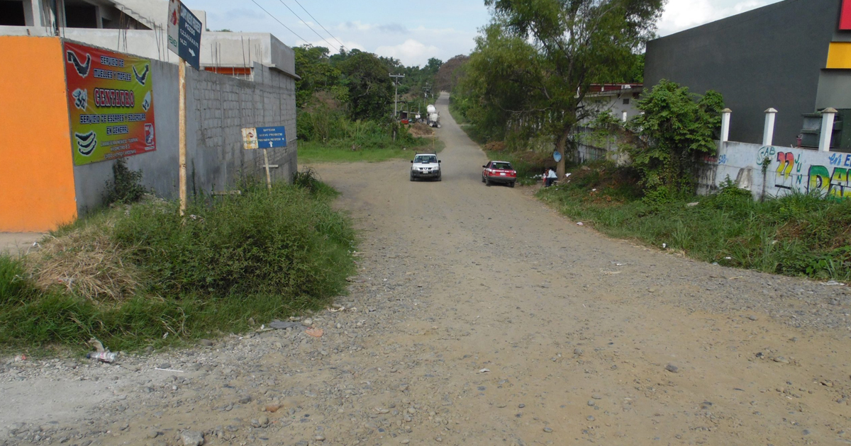 Incumple Pemex con obras en comunidades