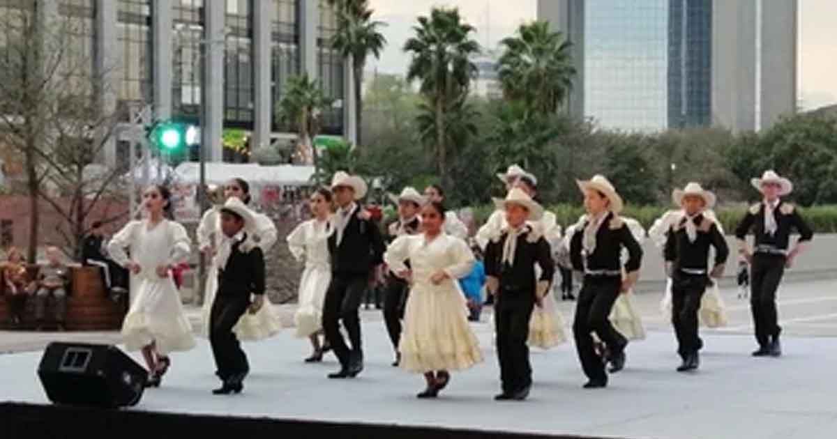 Ballet Folclórico Infantil de Juárez, Nuevo León, cautiva a su público con espectáculos de alto nivel
