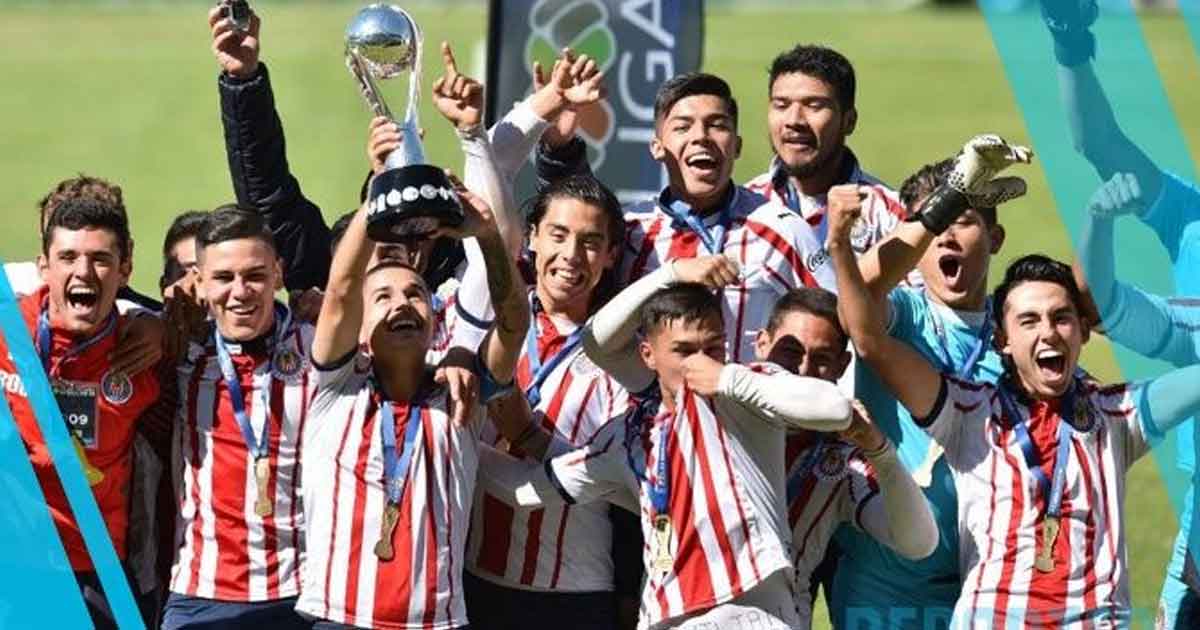 Liga MX: Chivas con portero EXTRANJERO ¡Adiós a la tradición de mexicanos!