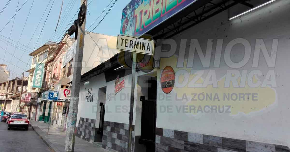 Claman apoyos, propietarios de bares y cantinas en el puerto de Tuxpan