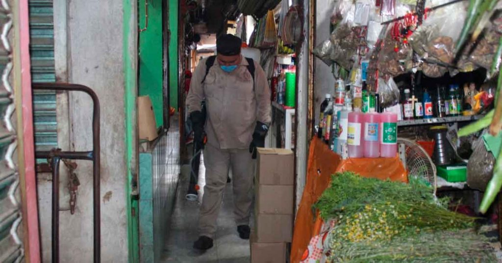 Continúa sanitización de centros de abasto para evitar riesgos de contagio de COVID-19