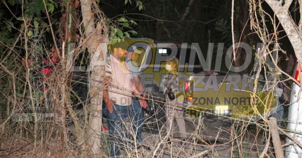 Dejan cuatro cuerpos en la batea de una camioneta en Ojital Nuevo en Papantla