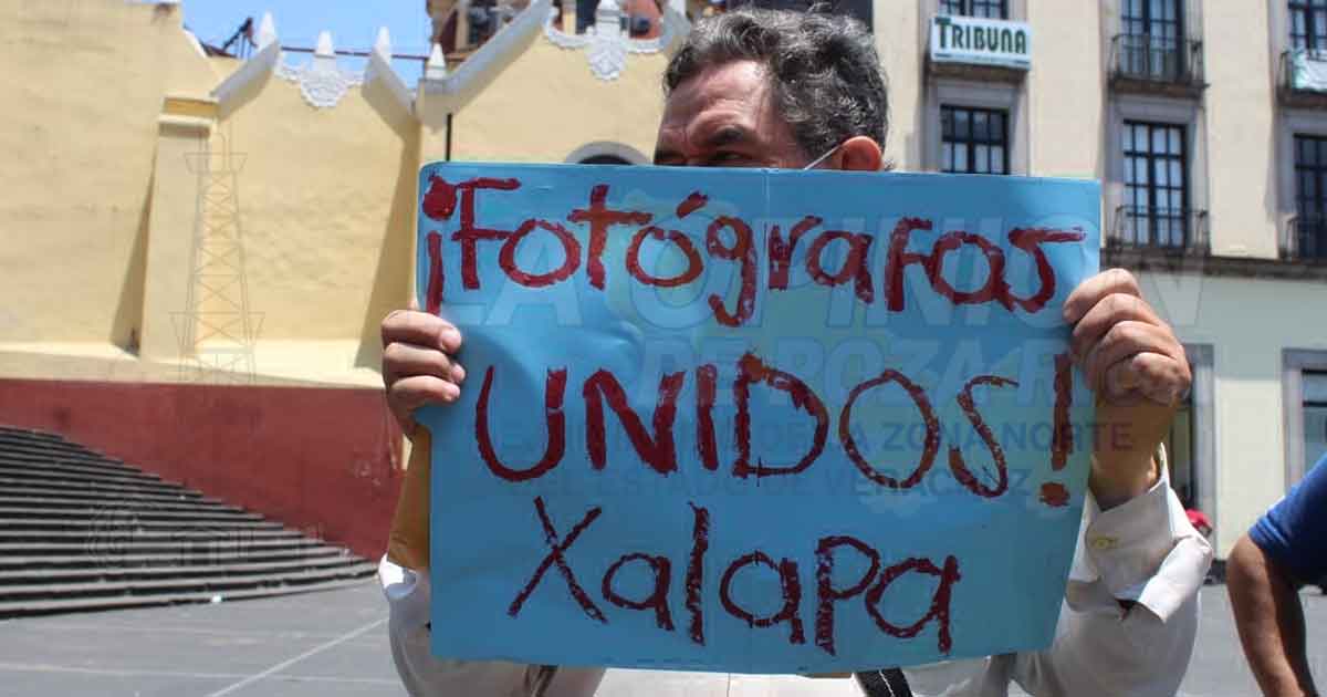 Con ritmo, músicos piden apoyo
