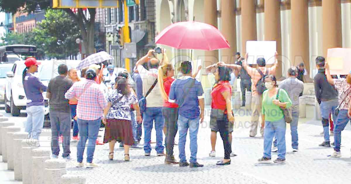 La Emergencia Sanitaria por Coronavirus dejó sin trabajo a meseros de la región de Xalapa