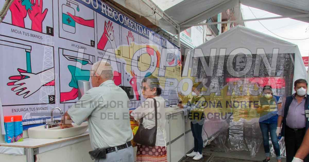 Instalan dos túneles de desinfección para combatir el Covid-19 en Álamo