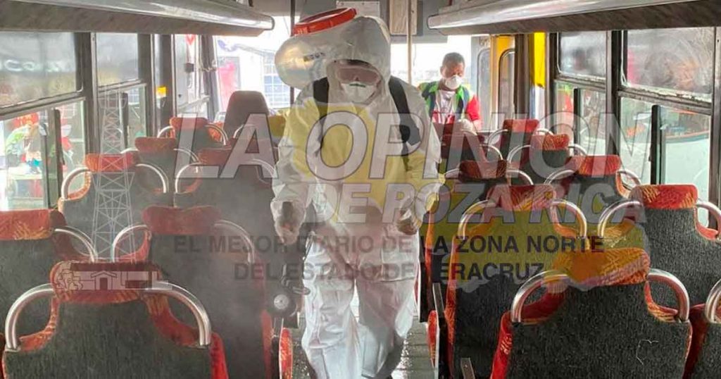 Instalan dos túneles de desinfección para combatir el Covid-19 en Álamo