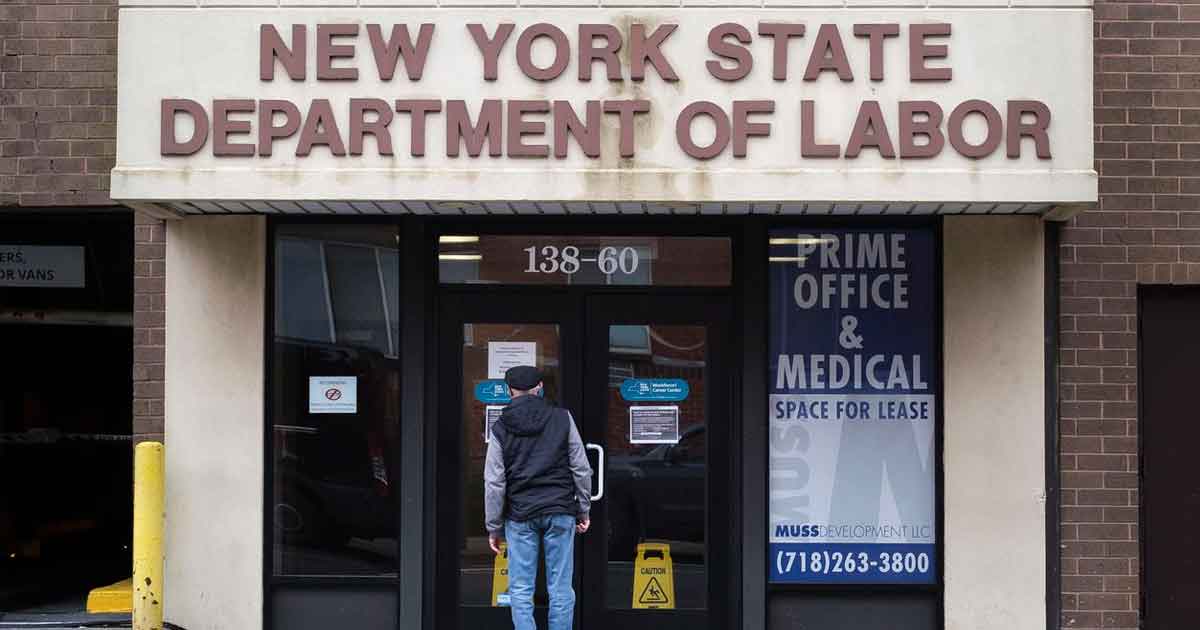 El empleo se desploma en EE.UU. por la pandemia