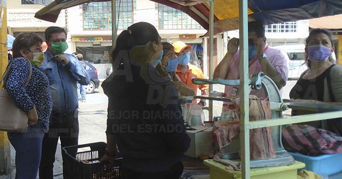 Autoridades clausuran a pequeños negocios por no obedecer