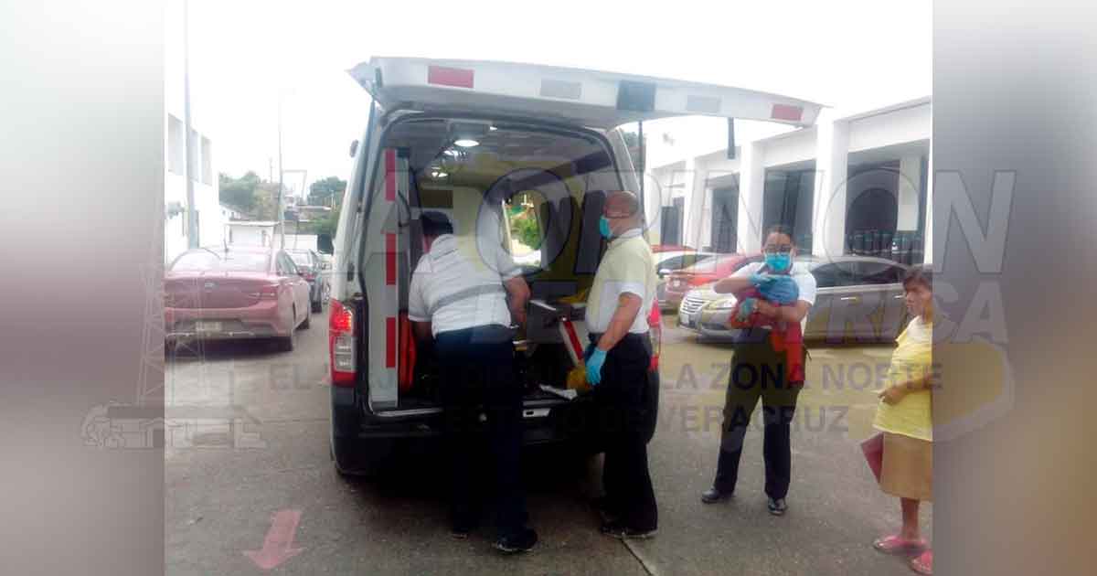 Nace bebé en ambulancia