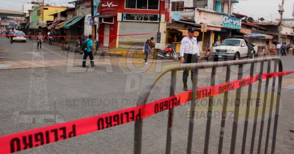 No hay paso en primer cuadro de Poza Rica