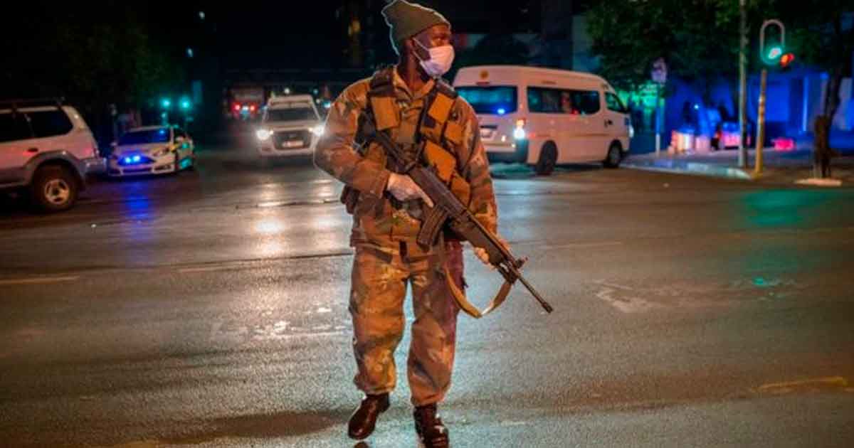 Policía de Kenia asesina a 6 personas tras violar toque de queda por COVID-19