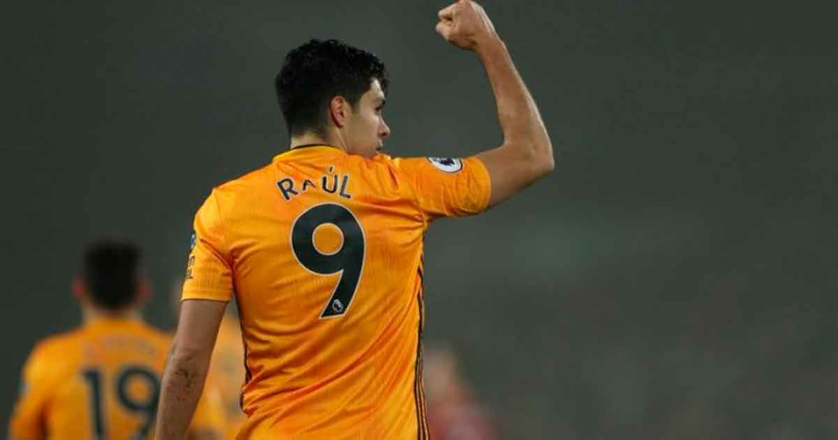 Raúl Jiménez es incluido en el XI Ideal de la Premier League