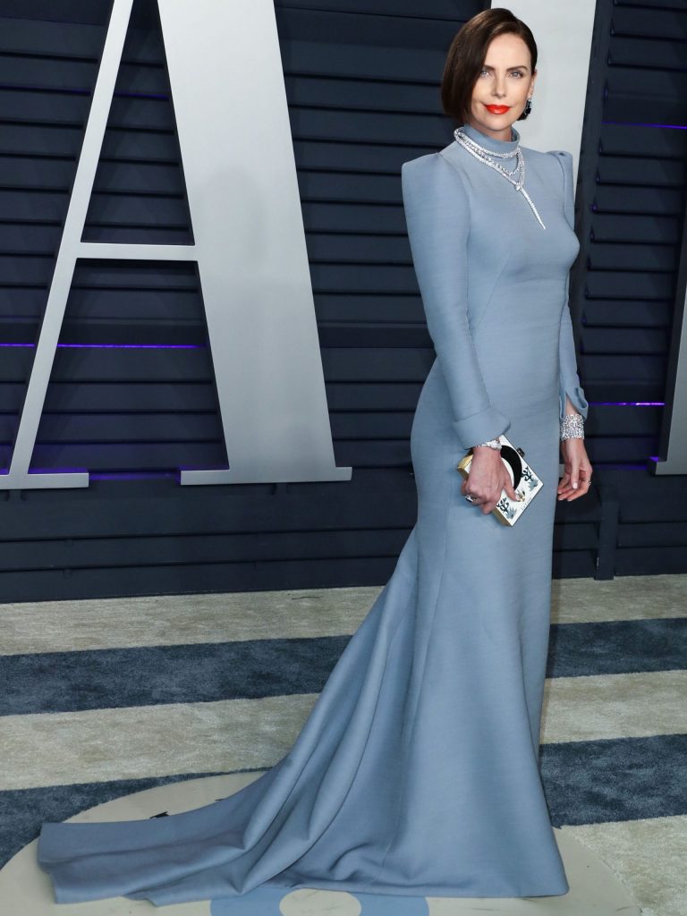 Charlize Theron en contra de la violencia doméstica