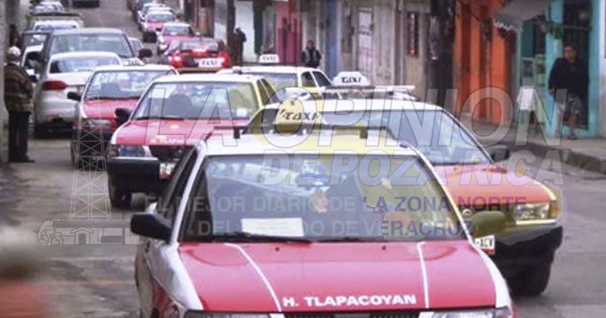 Taxistas se registran a programa emergente del gobierno