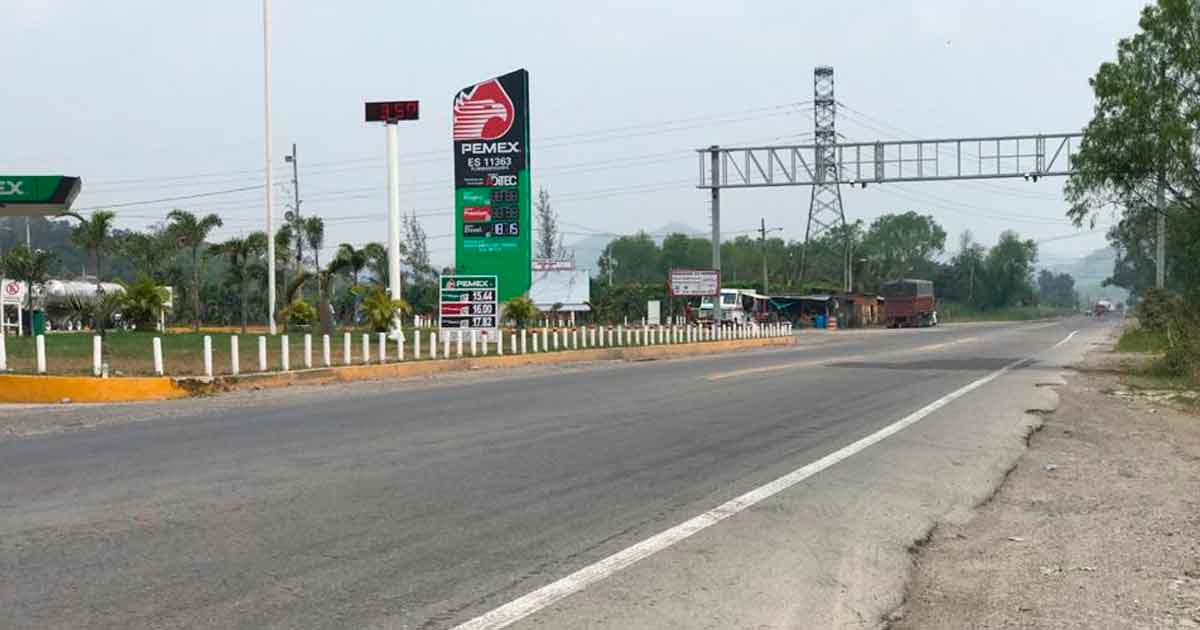 Un riesgo para conductores los acotamientos vehiculares