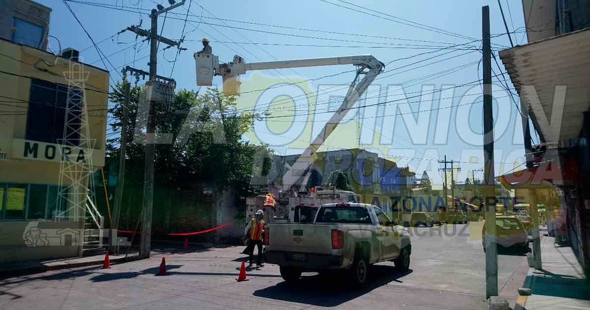 Zamoreños hartos de los apagones piden a CFE servicio de calidad