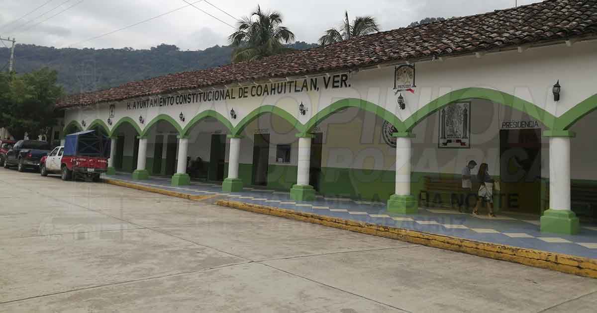 Alcalde de Coahuitlán no le importa el Coronavirus