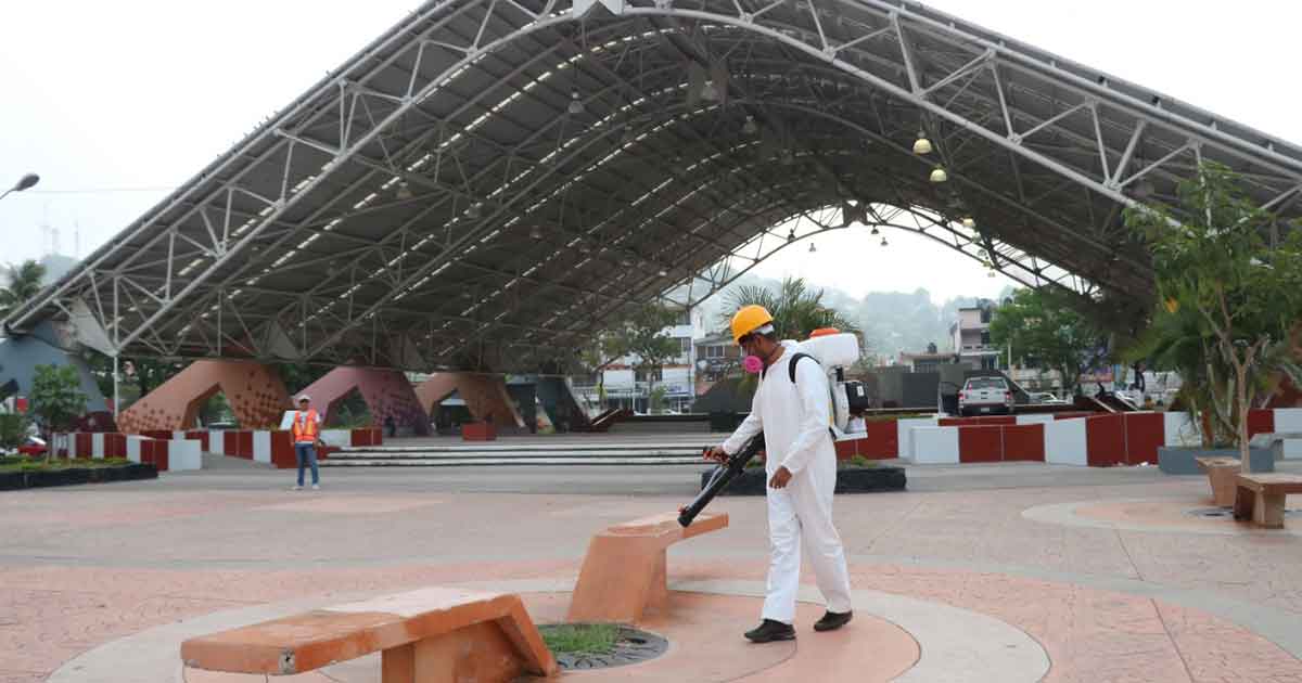 Amplían sanitización en transporte público y espacios públicos en Poza Rica