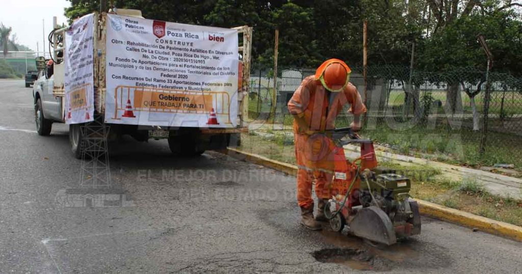 Bachean el bulevar Central Poniente, en Poza Rica